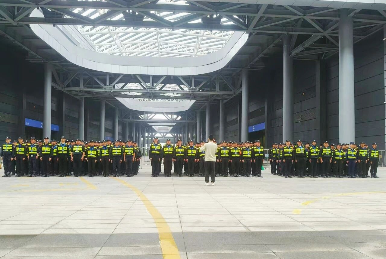 筑牢大型活动安保防线，夯实安保应急保障基底